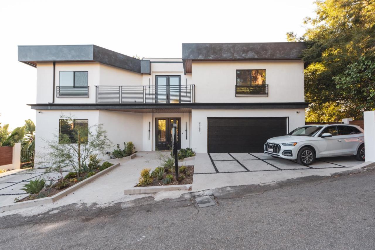 Casa de férias Brand New Luxurious Hollywood Estate 4 Bedroom , 7 Bathrooms 3 Parking Spaces With 360 Views Of La *